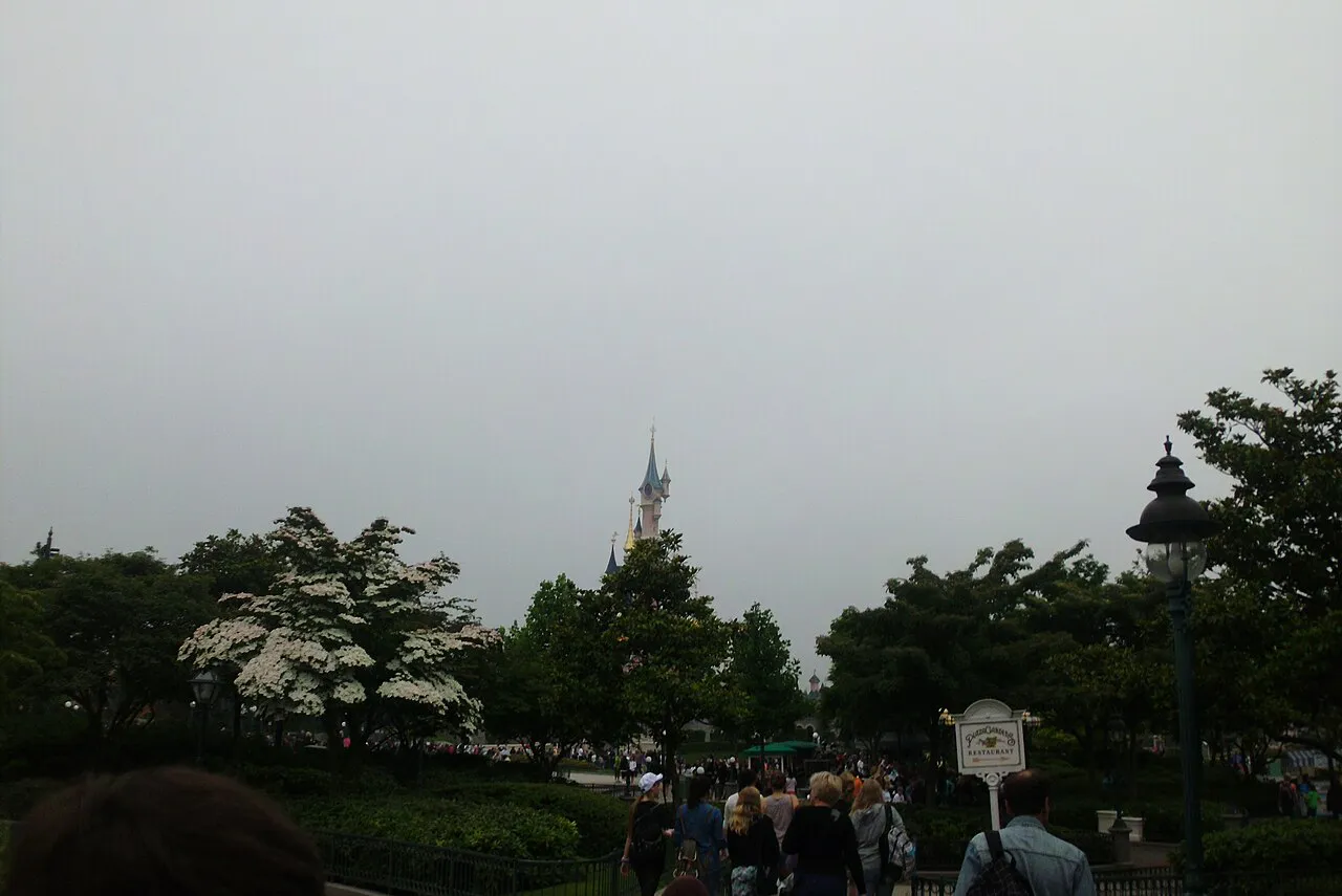 Paris Fairy-Tale & Disneyland: 7-Day Family Trip itinerary cover