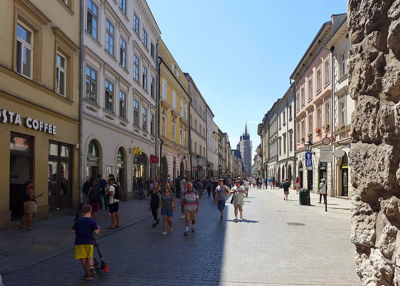 Krakow Old Town Deep-Dive: Market Square, Wawel & Kazimierz in 5 Days itinerary cover