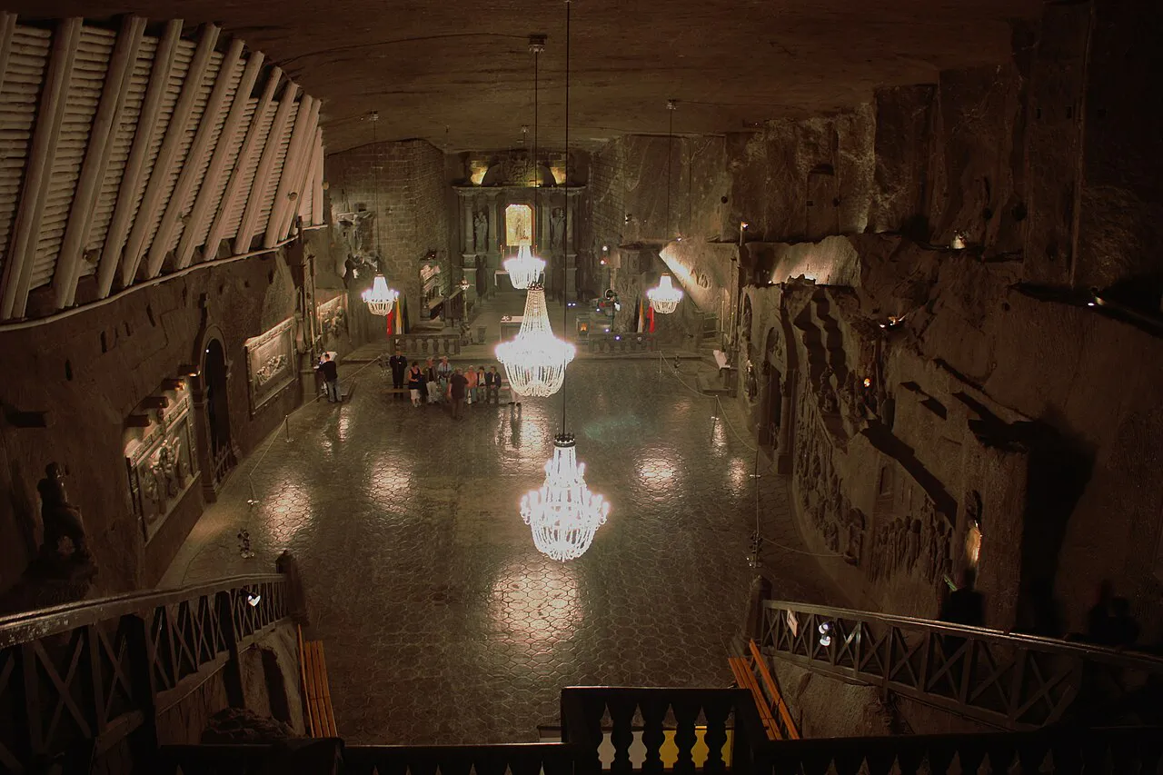 Poland Sacred Sights: Underground Salt Chapels & Cathedral Cities in 6 Days itinerary cover