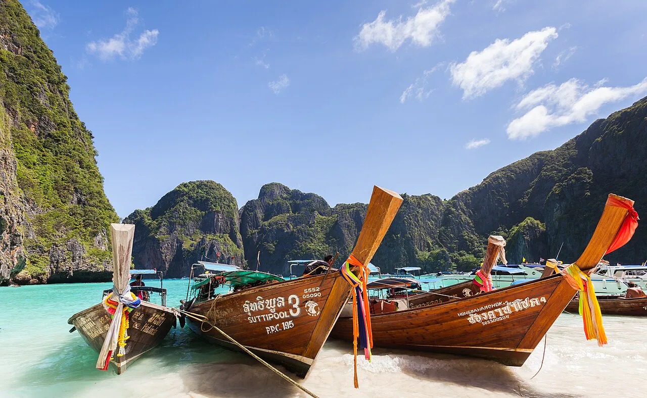 Phuket Diving & Water Sports: Racha, Phi Phi & Beach Days in 5 Days itinerary cover
