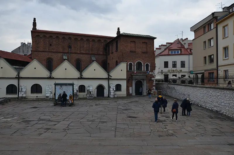 Poland WWII & Jewish Heritage: Warsaw Ghetto, Krakow & Auschwitz in 6 Days itinerary cover