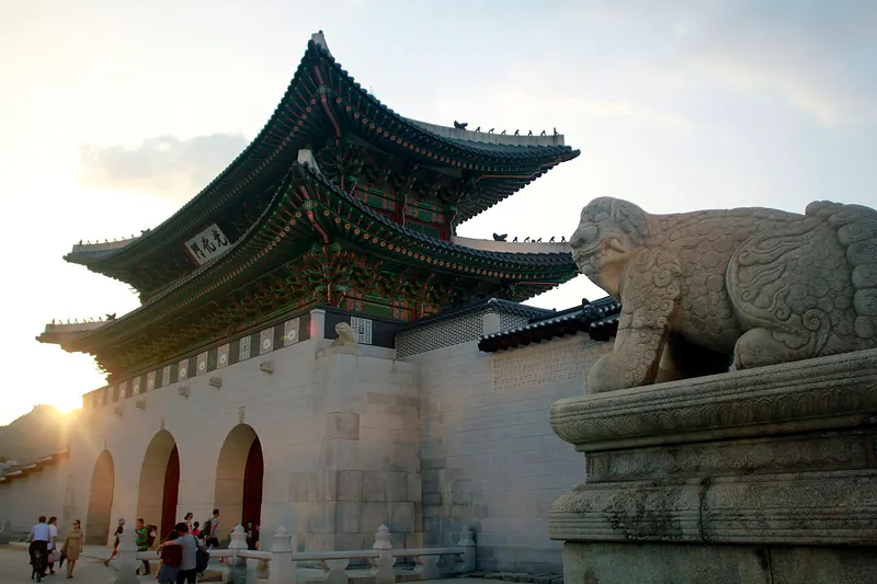 Seoul Palaces & History in 3 Days itinerary cover