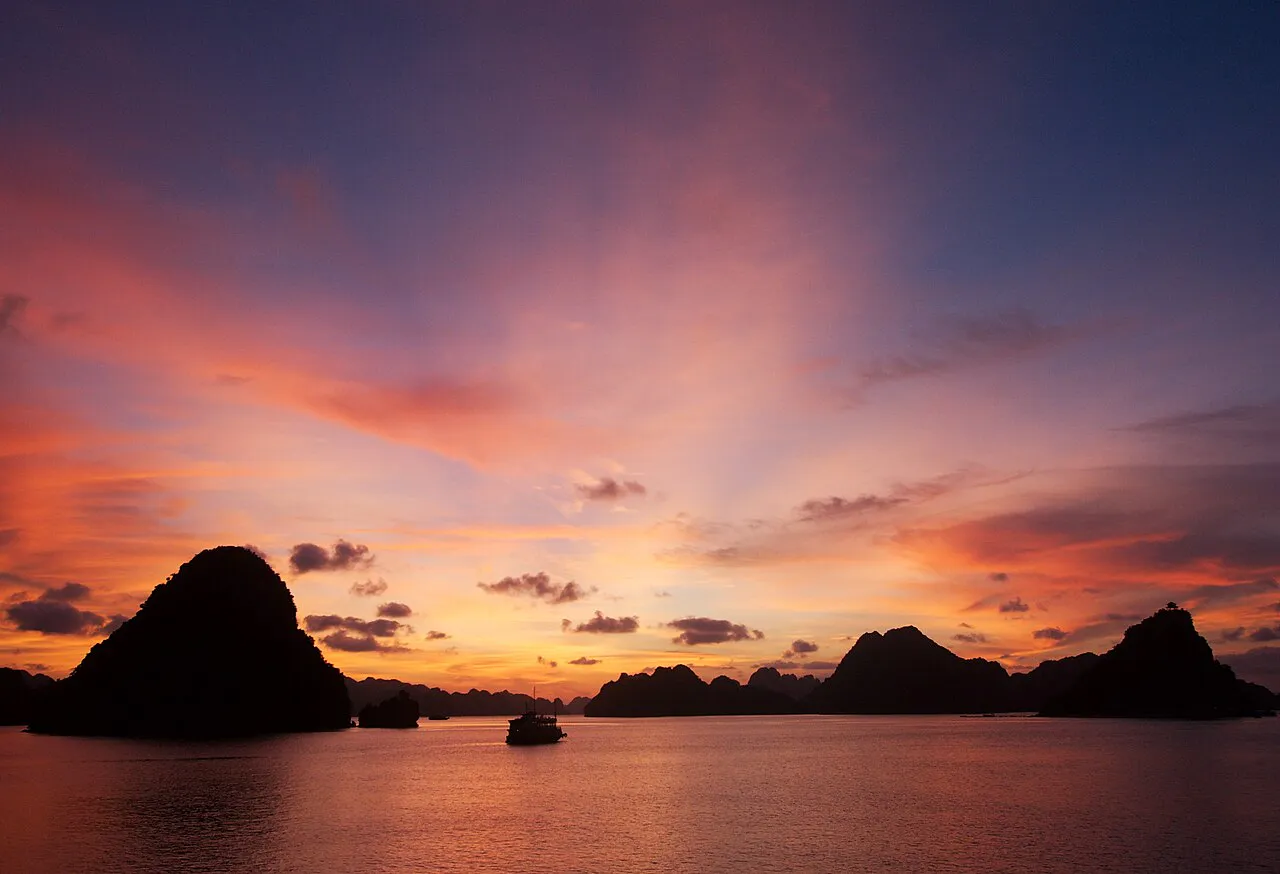 Viet Nam travel landscape
